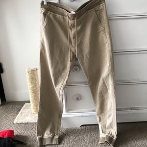 Men’s Khaki Gap Joggers